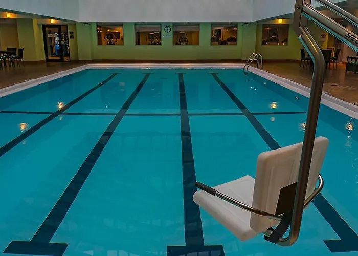 Mart Plaza River North, An Ihg
