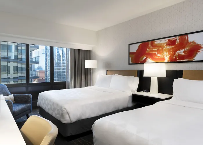 Hotel Mart Plaza River North, An Ihg 4*