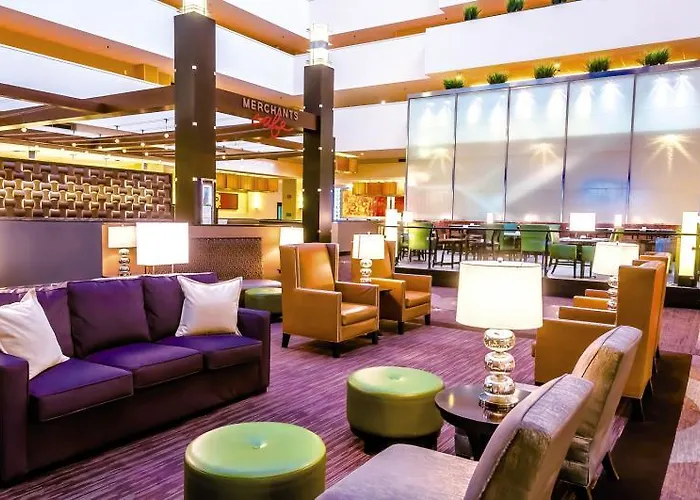 Hotel Mart Plaza River North, An Ihg 4*