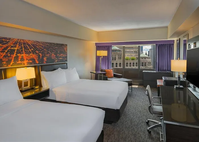 Hotel Mart Plaza River North, An Ihg 4*